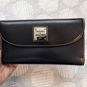 Dooney & Bourke Leather Black Wallet